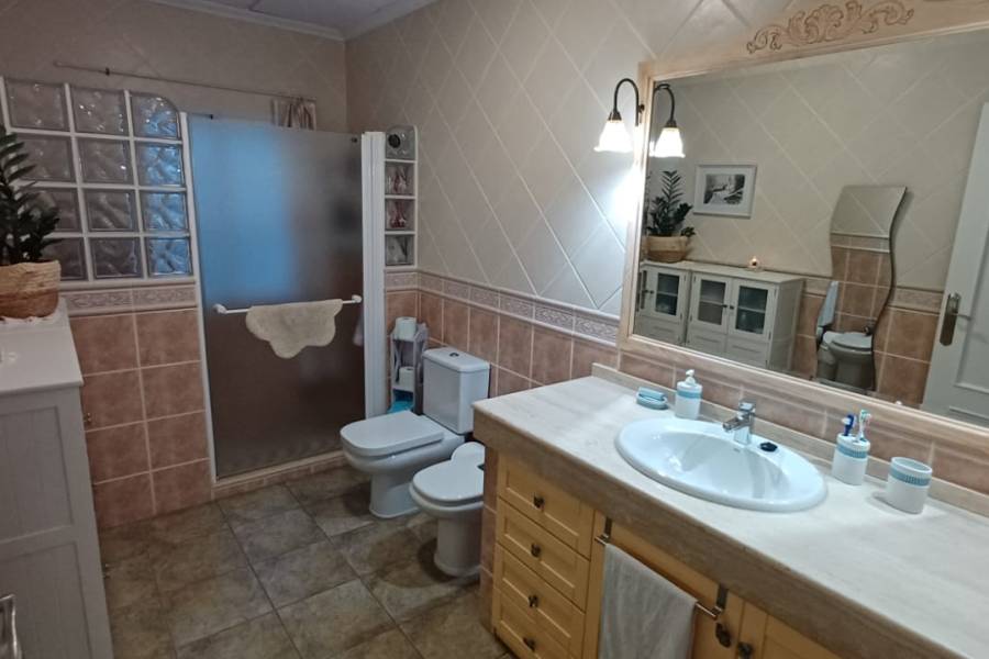 Återförsäljning - Hus på landet - Matola - Algoda-Matola-Llano de San José