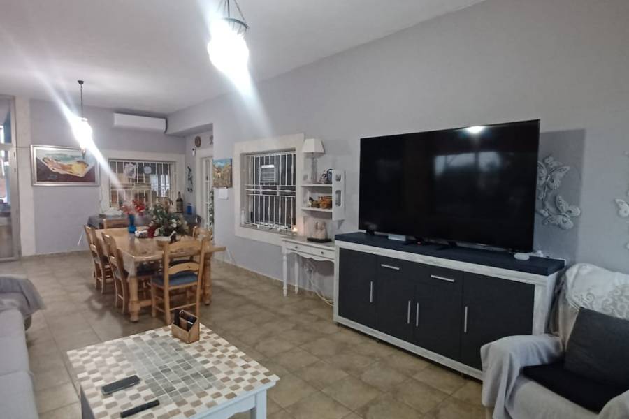 Återförsäljning - Hus på landet - Matola - Algoda-Matola-Llano de San José