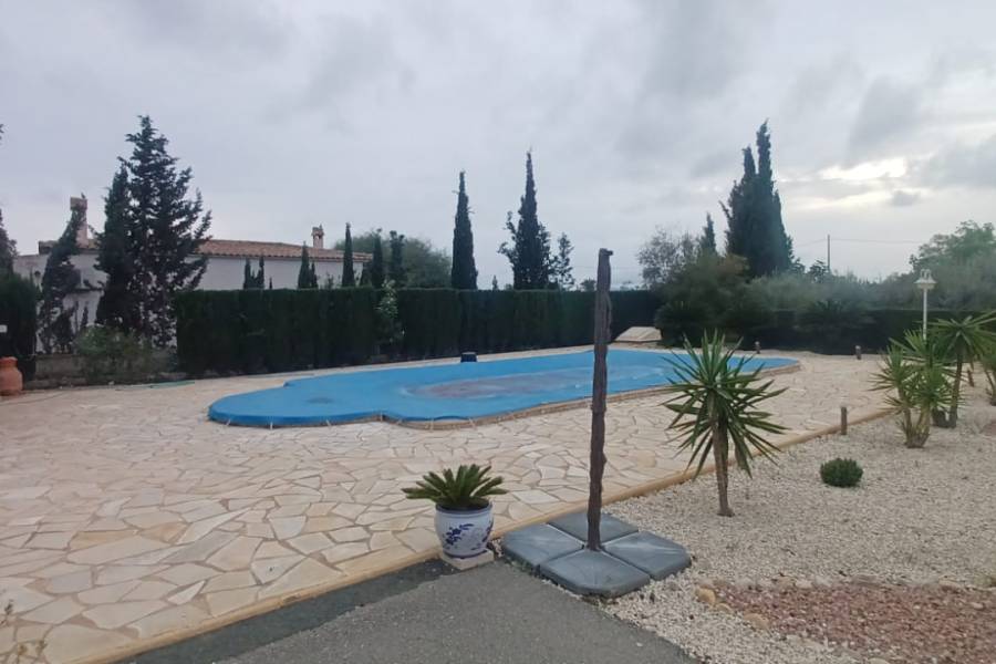 Återförsäljning - Hus på landet - Matola - Algoda-Matola-Llano de San José