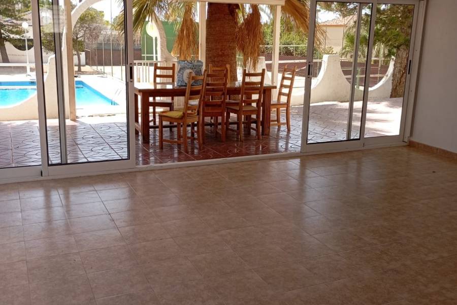 Reventa - Chalet - Elche - Peña las Aguilas