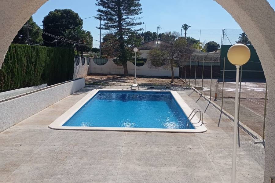 Reventa - Chalet - Elche - Peña las Aguilas