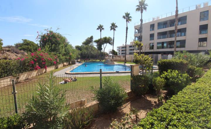 Apartamento - Alquiler / Alquiler de Temporada - La Marina - urbanizaciones/ playa 