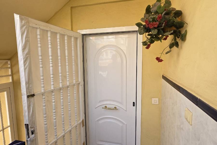 Reventa - Apartamento - Torrevieja - La Mata