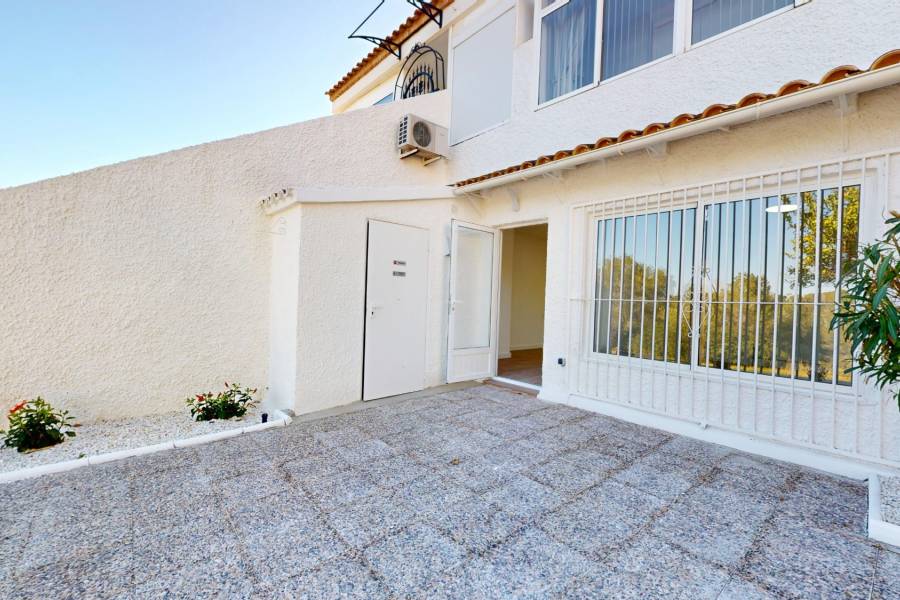 Återförsäljning - Radhus-Bungalow - ORIHUELA COSTA - VILLA MARTÍN 