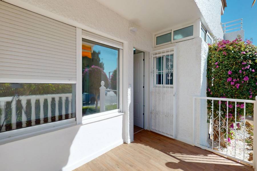 Återförsäljning - Radhus-Bungalow - ORIHUELA COSTA - VILLA MARTÍN 