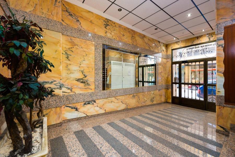 Reventa - Apartamento - Torrevieja