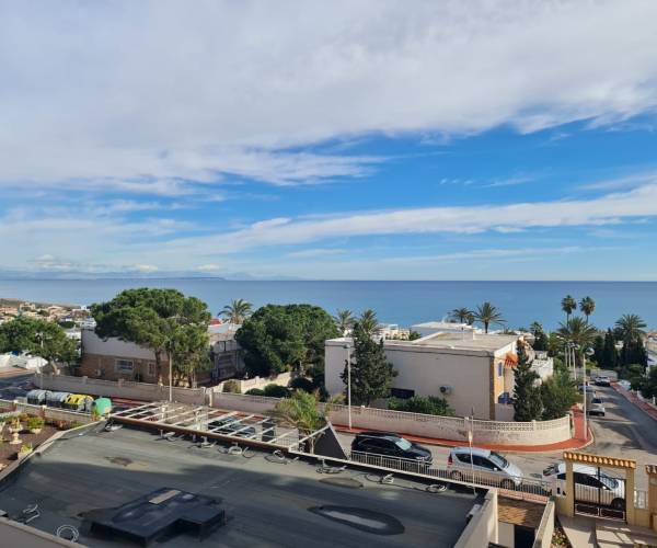 Apartamento - Reventa - Torrevieja - La Mata