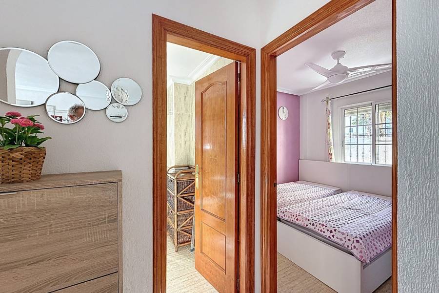 Reventa - Apartamento - ORIHUELA COSTA - Playa Flamenca