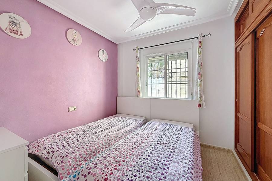 Reventa - Apartamento - ORIHUELA COSTA - Playa Flamenca