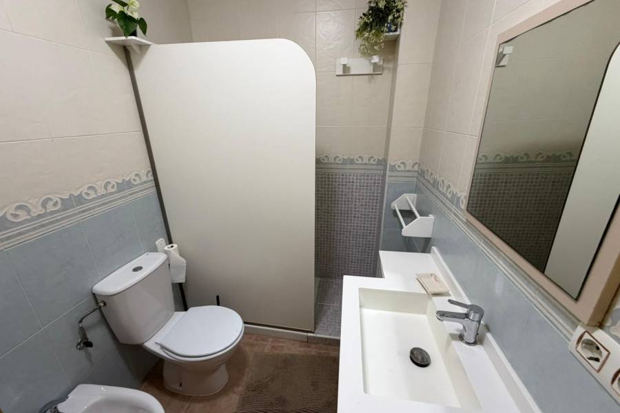 Reventa - Apartamento - Torrevieja - La Mata