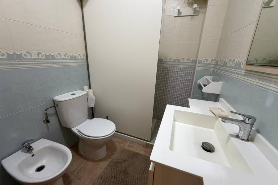 Reventa - Apartamento - Torrevieja - La Mata