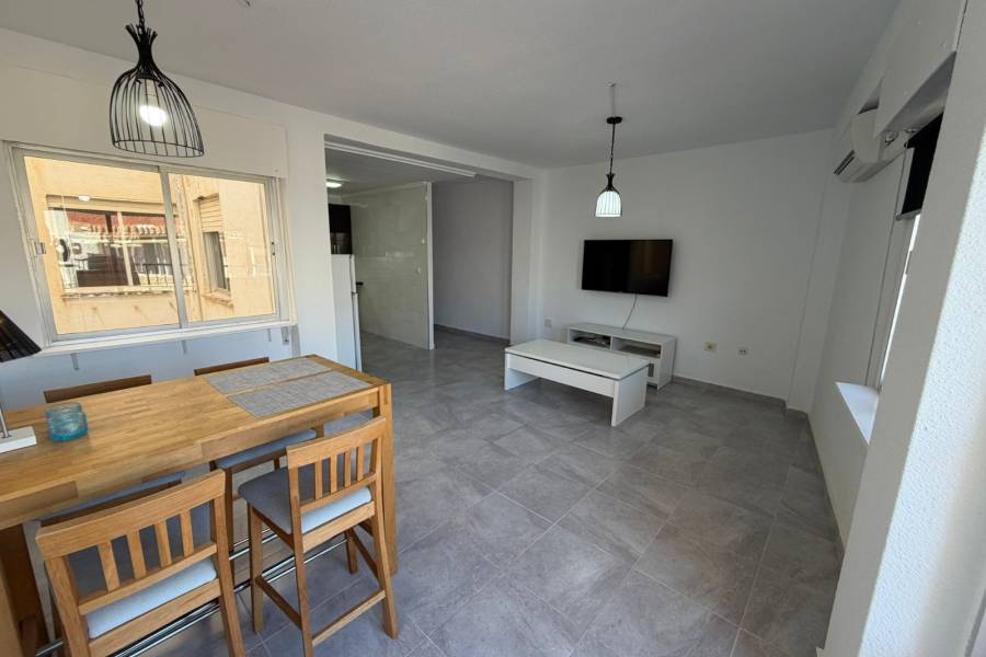 Reventa - Apartamento - Torrevieja - La Mata