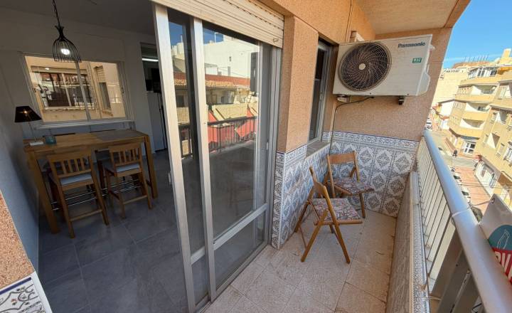 Apartamento - Reventa - Torrevieja - La Mata
