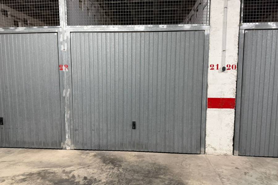 Reventa - Garaje - Torrevieja - La Mata