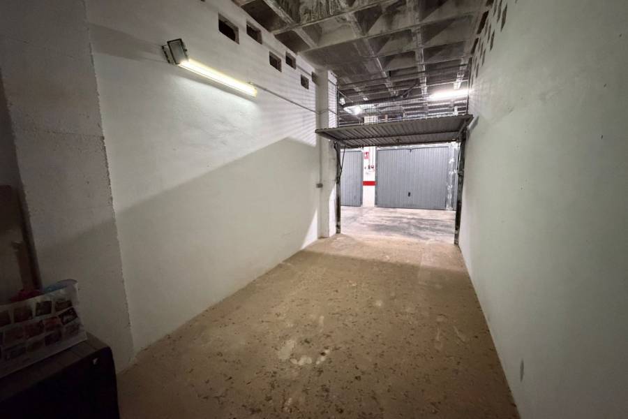 Reventa - Garaje - Torrevieja - La Mata