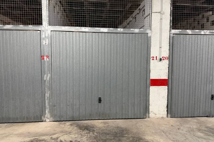 Reventa - Garaje - Torrevieja - La Mata