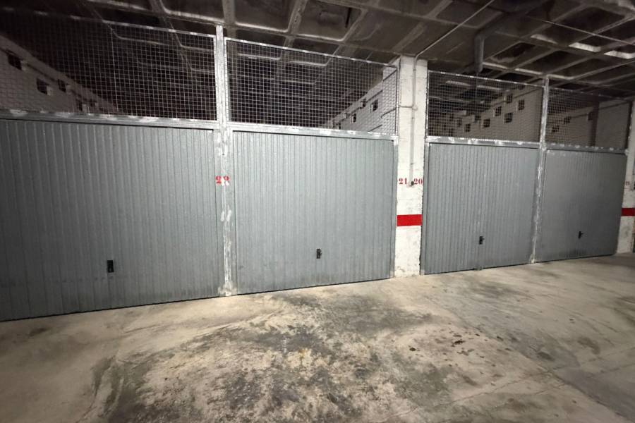 Reventa - Garaje - Torrevieja - La Mata