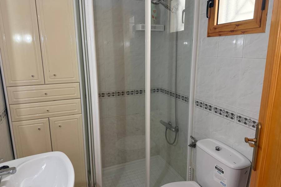 Reventa - Apartamento - Torrevieja - La Mata