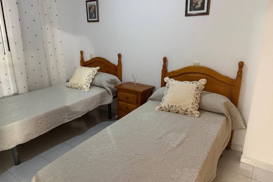 Reventa - Apartamento - Torrevieja - La Mata