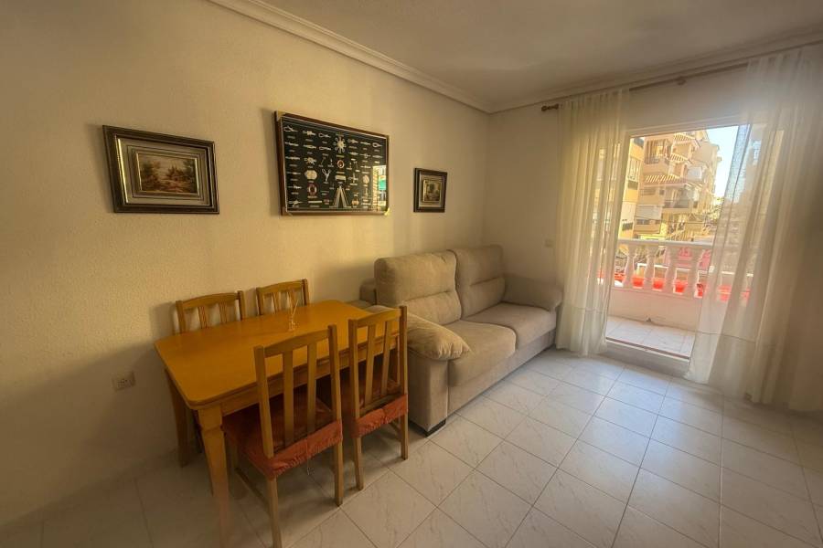Reventa - Apartamento - Torrevieja - La Mata