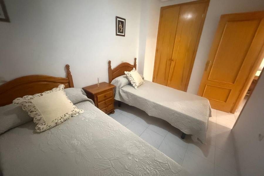 Reventa - Apartamento - Torrevieja - La Mata