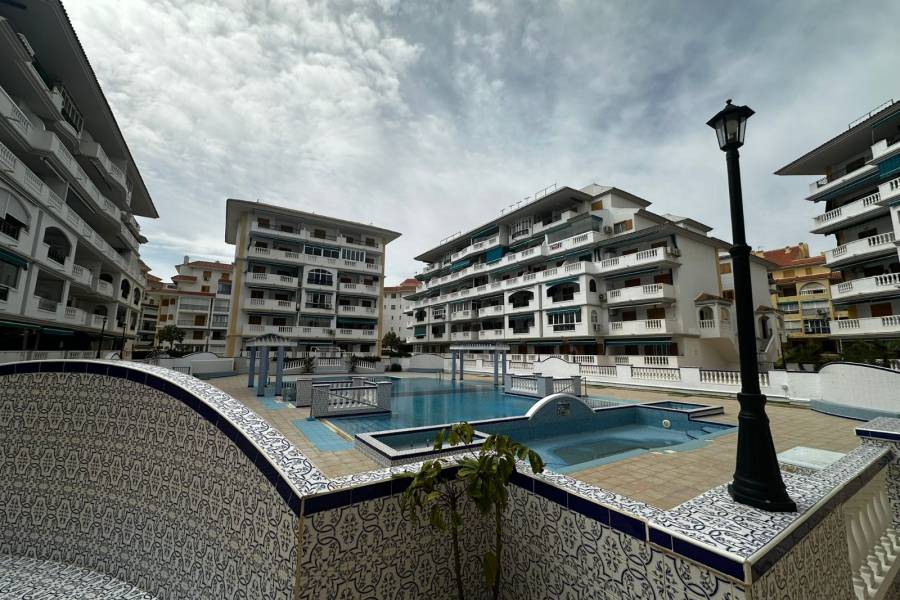 Перепродажа - Aпартамент - Ла-Мата - Los Europeos/ PLAYA