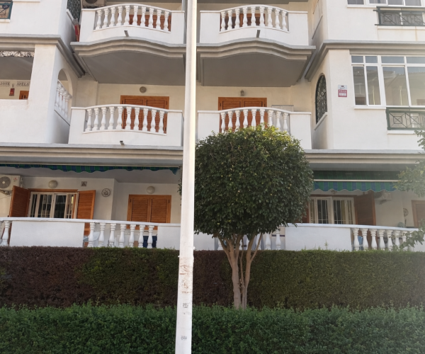 Apartamento - Reventa - Torrevieja - La Mata