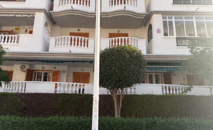 Apartamento - Reventa - Torrevieja - La Mata