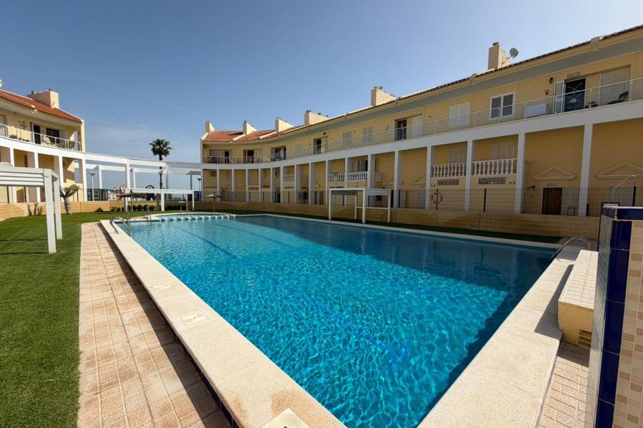 Reventa - Apartamento - Torrevieja - La Mata