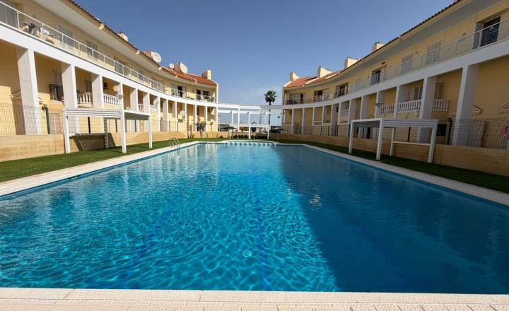 Apartamento - Reventa - Torrevieja - La Mata