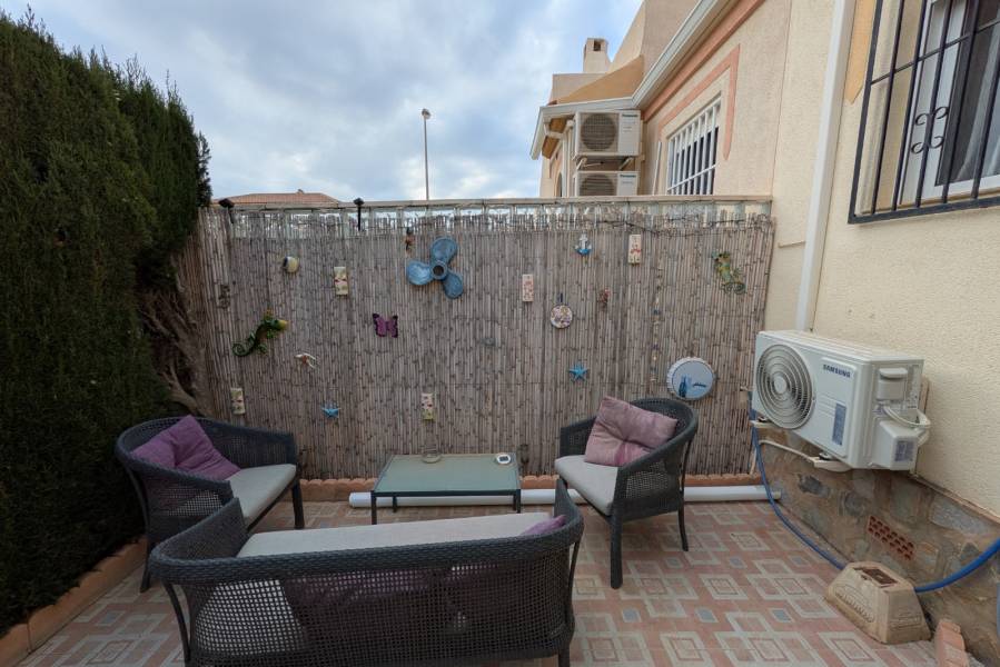 Weiterverkauf  - Reihenhaus-Bungalow - Torrevieja - Cabo Cervera/PLAYA