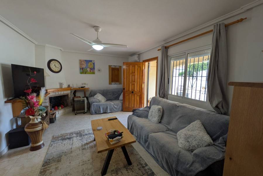 Weiterverkauf  - Reihenhaus-Bungalow - Torrevieja - Cabo Cervera/PLAYA
