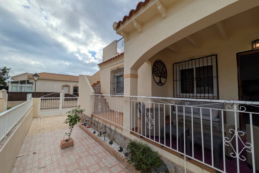 Weiterverkauf  - Reihenhaus-Bungalow - Torrevieja - Cabo Cervera/PLAYA