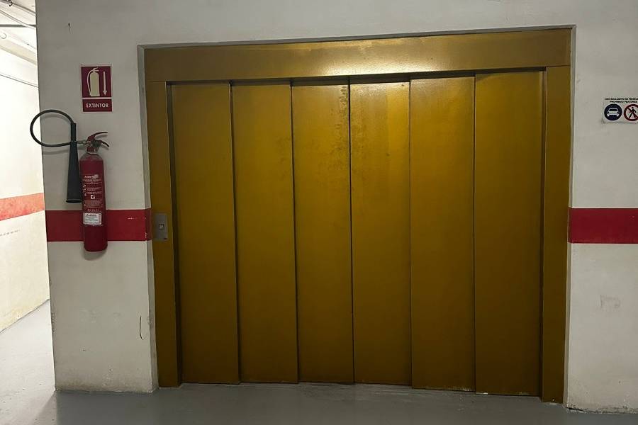 Occasion - Parking - La Mata - Pueblo/ PLAYA