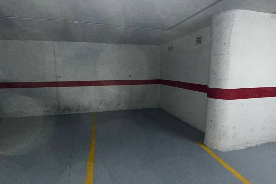 Occasion - Parking - La Mata - Pueblo/ PLAYA