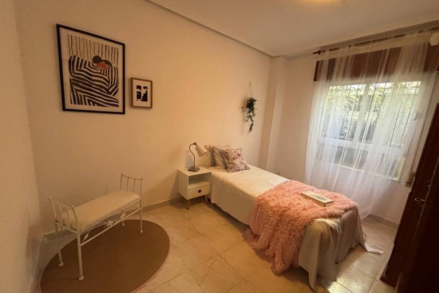 Reventa - Apartamento - Torrevieja - Acequion