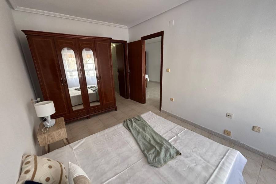 Reventa - Apartamento - Torrevieja - Acequion