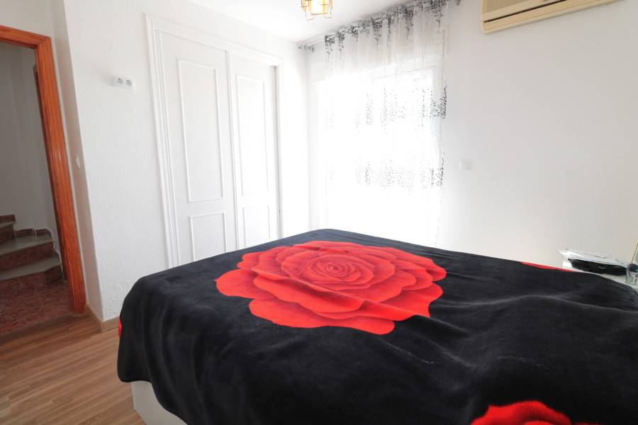Reventa - Chalet - Torrevieja - Jardín del Mar