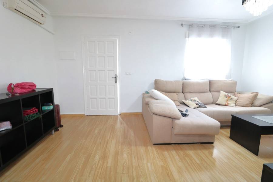 Reventa - Chalet - Torrevieja - Jardín del Mar