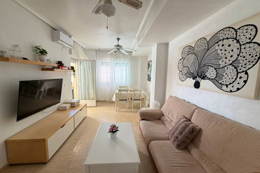 Weiterverkauf  - Wohnung - Torrevieja - La Mata