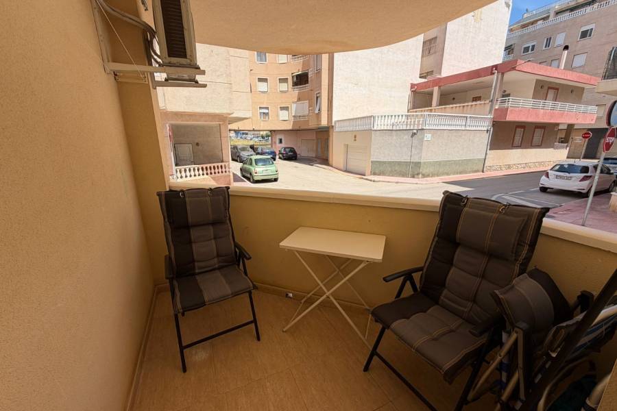 Weiterverkauf  - Wohnung - Torrevieja - La Mata