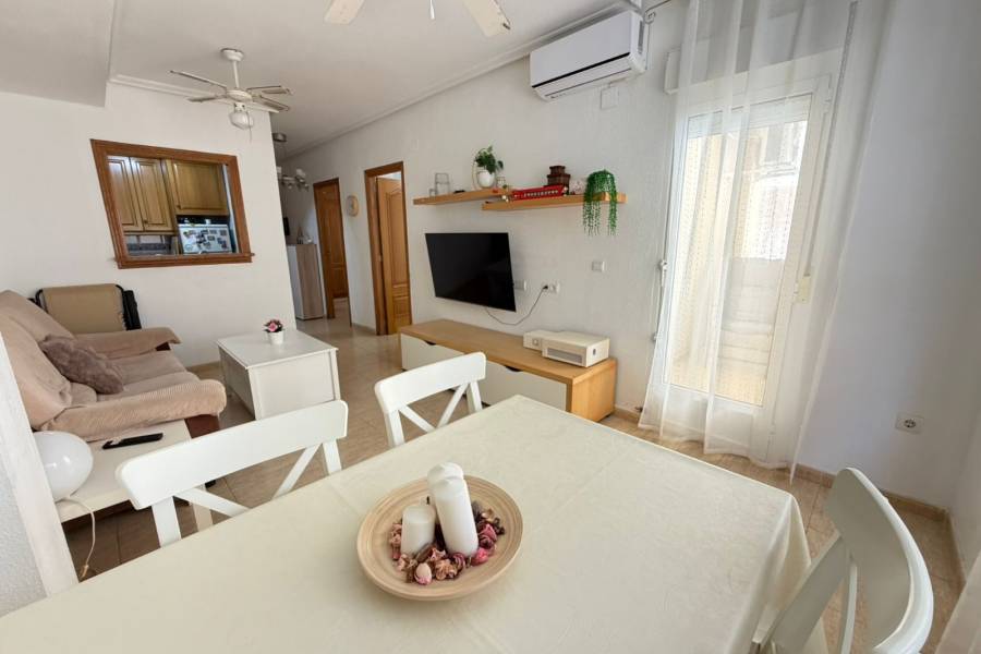 Weiterverkauf  - Wohnung - Torrevieja - La Mata
