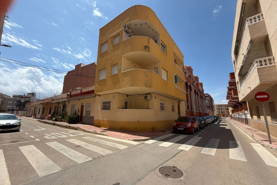 Weiterverkauf  - Wohnung - Torrevieja - La Mata
