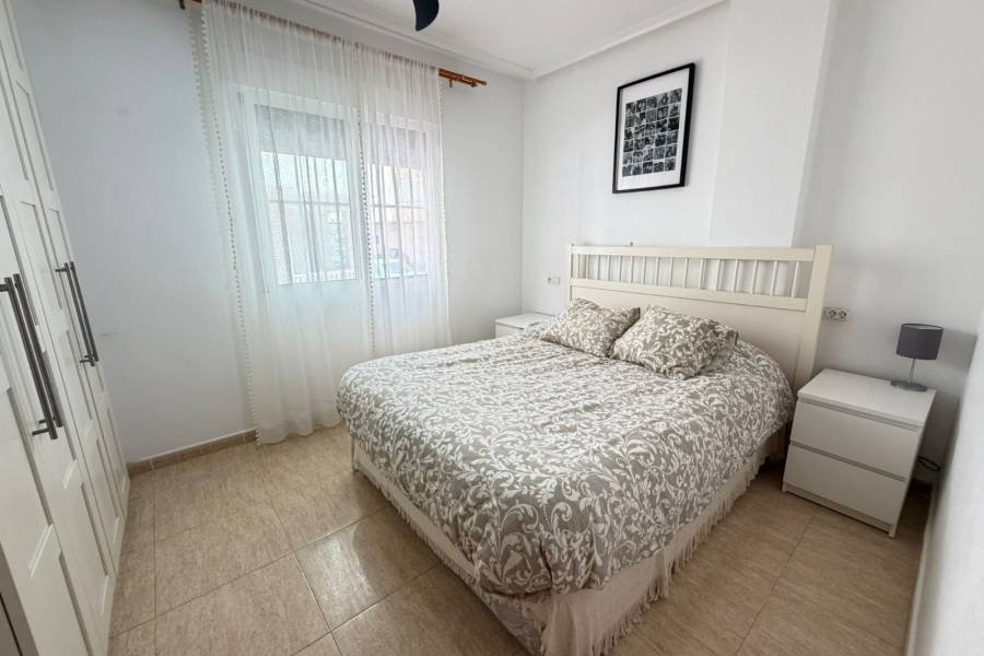 Weiterverkauf  - Wohnung - Torrevieja - La Mata