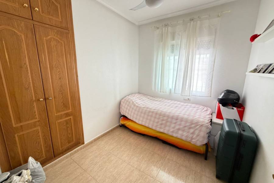Weiterverkauf  - Wohnung - Torrevieja - La Mata