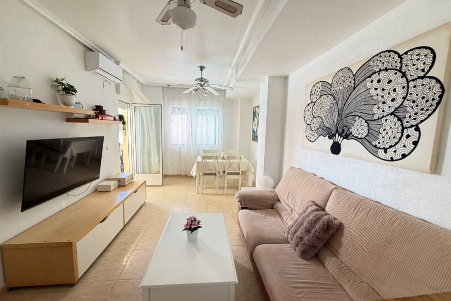 Weiterverkauf  - Wohnung - Torrevieja - La Mata