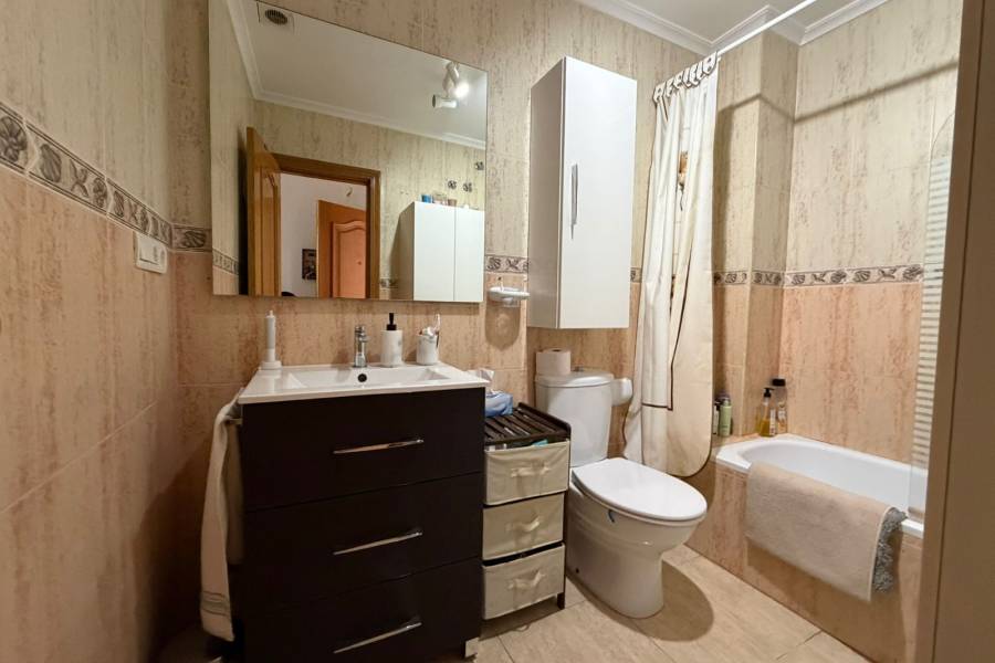 Weiterverkauf  - Wohnung - Torrevieja - La Mata