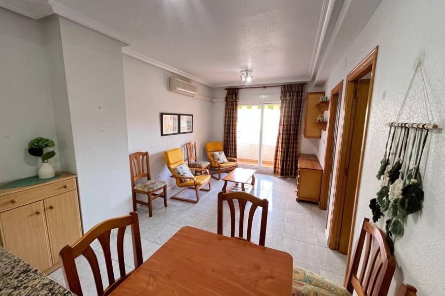 Reventa - Apartamento - La Mata - Pueblo/ PLAYA