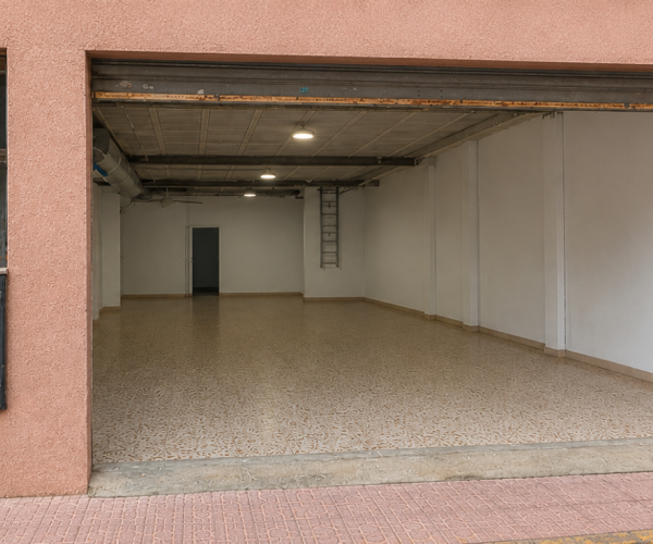 Locales Comerciales  - Reventa - La Mata - Pueblo/ PLAYA