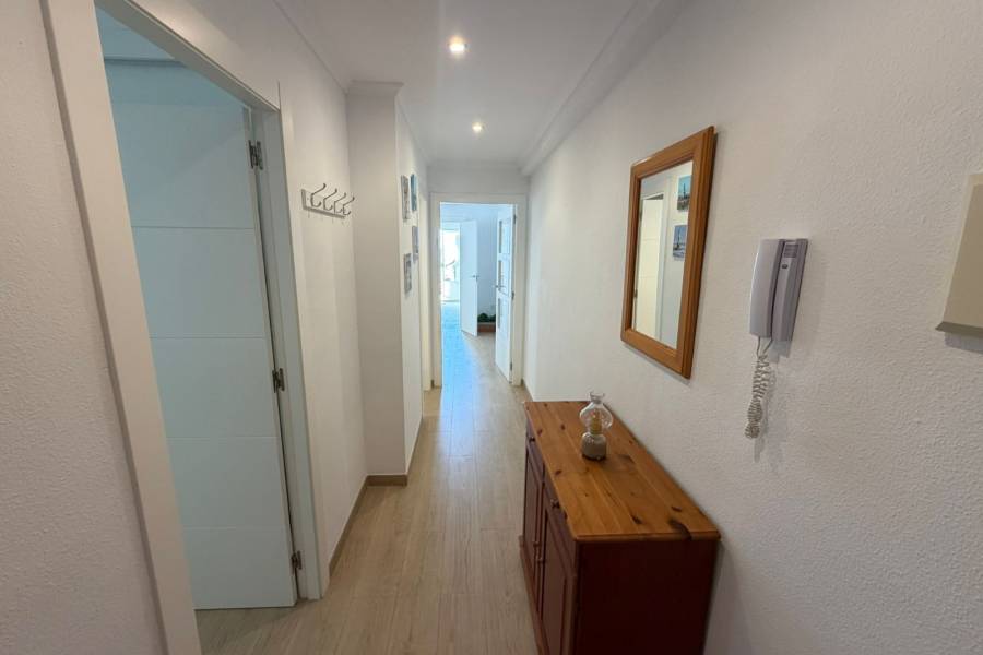 Reventa - Apartamento - La Mata - Centro/PLAYA